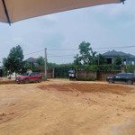 bán mảnh đất full thổ cư trục chính kinh doanh vị trị trung tâm gần cổng trường đại học quốc gia