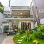 bán biệt thự mặt tiền 204 nguyễn văn hưởng, q2. dt 10x16m 3 tầng áp mái giá chỉ 35 tỷ - siêu đẹp
