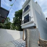 nhà mới 4tx 45m2 dân xây độc lập 20m ra đường ôtô gần nhà văn hoá 1km ra ubnd đông la chỉ 3,3 tỷ