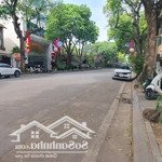 nhà mặt phố trần hưng đạo dt 380m x 3t x mt 9,1m giá 380 tỷ có thương lượng