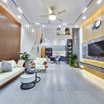 bán nhà đẹp đông la 45m2-ô tô đỗ cửa-lô 3 góc-5 tầng-full nội thất-6 tỷ