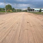 bán đất nhánh đt 748, 140m2, giá ưu đãi 550 triệu, vi trí đẹp