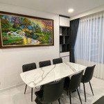 cho thuê chcc kingdom, q 10, dt 110m2, 3pn,2wc view thoáng, nhà đẹp, giá 26tr/th. lh:0779072306