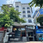 bán gấp tòa nhà văn phòng hoàng hoa thám p13 tân bình dt : 8 x 30 . hầm 7 lầu . ngay nhà ga t3.
