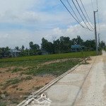 chủ kẹt tiền cần bán gấp mt 100m2 tại nguyễn hữu trí, bến lức, 700 triệu