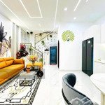 nhà ngộp đ.bình gĩa,p.13,q.tân bình,tp.hồ chí minh.gía chỉ 3tỷ hơn.liền kề sân bay tân sơn nhất