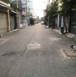bán nhà lô góc 2 mặt tiền hẻm nhựa, lâm thị hố ,q12, 68m2, cấp 4, hẻm nhựa 10m thông, giá 4.55 tỷ,