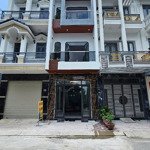 4.3 tỷ/ bán nhà mới xây full nội thất kdc phú hồng thịnh gần vòng xoay an phú thuận an. mẫu đẹp