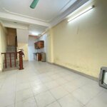 Cho thuê nhà nguyên căn ngõ 165 Giáp Bát, 5 tầng x 38m2, 3 ngủ, 4 WC, 11 Triệu ở sinh viên, gđ...