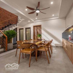 villa hồ bơi riêng, khai thác ngay, cách bãi tắm mỹ khê chỉ vài bước