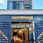 vợ chồng chị em muốn sang lại căn nhà gấp do cần vốn làm ăn !!!