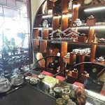 mặt phố hàng quạt - vị trí đẹp - kinh doanh bất chấp - sổ đỏ chính chủ.
