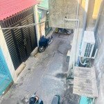 nhà trung tâm quận 6 văn thân, 4.5x9.5 trệt 1 lầu , đường vào nhà 3m , thích hợp gia đình nhỏ ở