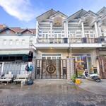Nhà lầu lộ 8m ngang bệnh viện đa khoa Trung Ương Cần Thơ