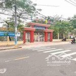bán nhà hà huy tập. hợp lý nhất bây giờ.4 tầng, 8 phòng ngủ.dt gần 100m. chỉ 11,8 tỷ