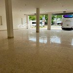 hơn 20 tỷ: có ngay 1 lô đất lớn và 1 căn nhà to ở mặt tiền trần đại nghĩa đà nẵng: 375m2 = 15 x 25m
