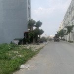 bán đất mặt đường uỷ ban xã thuỵ hương
diện tích 90
đường rộng 10m
kinh doanh