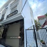 bán nhà xây mới,lô góc khu vĩnh niệm gần aeon