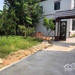 duy nhất 1 lô đất tại đạo đức, bình xuyên, vp. giao thông thuận tiện cách ql2 chỉ 100m.đường
ôtô đi