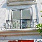 nhà xinh la phù gọn gàng ở ngay giá yêu thương 30m 3ngủ 3wc. 50m ra phố ô tô tránh