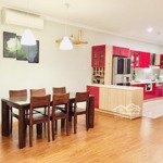 chính chủ bán căn hộ chung cư cao cấp trung hoà nhân chính 130m2 - 3 ngủ - đầy đủ nội thất chỉ 9 tỷ