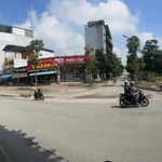 chính chủ chị gái nhờ bán lô đất 82,5m truc kinh doanh tại phố huyện quốc oai