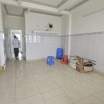 mặt tiền đông xe, 4x20, 1 trệt 2 lầu 1 sân thượng, 5pn 4wc