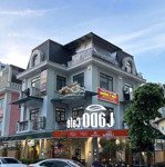 đẹp nhất cho thuê nhà mặt phố nguyễn du 200m2 x3tầng, mt lô góc 30m kinh doanh mọi mô hình 300triêu