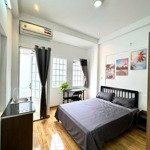 phòng mới, ban công, cửa sổ, sẵn tiện nghi. 98 thích quảng đức 3.5 triệu - 4 triệu/tháng, ở ngay