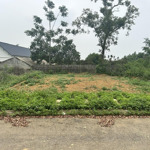 chính chủ có mảnh đất xung quanh khu nghỉ dưỡng cổ đông cần bán