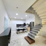 bán nhà 2 tầng ngay chợ hiệp bình chánh thủ đức khu vip bên sông. dt 93m2 ngang 7m giá chỉ 8,5tỷ