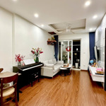 chính chủ bán căn 2 ngủ 2 vs 72m2 tại 90 nguyễn tuân full nội thất, ban công đông nam, giá 6,3 tỷ
