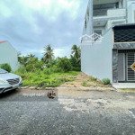 về quê cần bán nhanh 120m2 đất mặt tiền đường nguyễn đình chiểu, p4, sóc trăng. gần thpt hoàng diệu