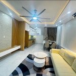 mặt ngõ oto thông đỗ cửa vào nhà. khu phố lớn văn minh ở sướng lắm ý ạ