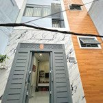 nhà mới xây 2025 - 4 tầng 3 pn - 30m2 (ngang khủng 5m). 4,95 tỷ