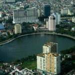 ** bán gấp căn hộ d2 giảng võ - 200m2, 4 pn, view hồ cực đẹp**