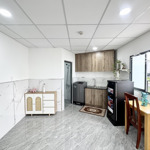 căn hộ mới 100% có ban công sân thượng rộng 40m2 fullnt cao cấp rộng rãi thoáng nhà an ninh
