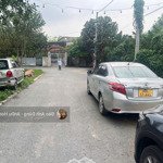 bán lô đất cực đẹp giá tốt tại kiêu kỵ gia lâm
40m2 ô tô vào đất giá hấp dẫn cho nhà đầu tư.