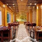 cho thuê nhà mặt phố nguyễn du. dt: 400m2x3t. mt: 15m