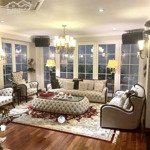 bán nhà trúc bạch, ba đình 110m2,thang máy, mt6m, view hồ trúc bạch, chỉ hơn 55 tỷ.