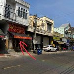 bác em bán nhà vissip1 bình dương, 150m2, thu nhập 15triệu, giá bán 5ti150 vị trí kinh doanh ạ.