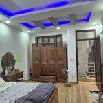 hiếm.!!! nhà dân xây tâm huyết 250 tân mai - 50m -5 tầng - ô tô đỗ cổng.!