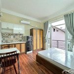 chdv tại đường 3/2 quận 10. gần hà đô, đh huflit, hoa sen, uef