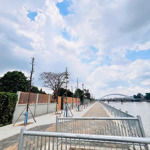 bán căn biệt thự cũ 657m2 mặt tiền đường nguyễn thành phương view sông đồng nai.
