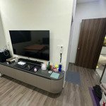 bán căn hộ hướng view ngắm trung tâm tp để lại toàn bộ nội thất còn mới toanh