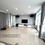 bán căn hộ penthouse giai việt, dt 315m2, 3pn, 4wc, nội thất đẹp, sổ hồng, giá 9 tỷ. lh 0933888725