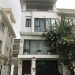 tôi cần cho thuê nhà kdt định công - gần bv bưu điện, dt 90m*4 tầng,có gara oto, 2 mặt thoáng, 23tr