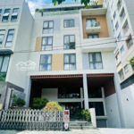 tòa nhà đường lý thường kiệt 10x20m hầm trệt 4 lầu cho thuê
