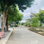 hàng hot! cách đường liên phường 500m giá chỉ 37tr/m2, xe hơi vào tận cửa, căn góc view sông