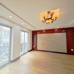 cc cho thuê mb làm vp tại tòa nhà mặt phố an trạch đđ, dt 75m2, mt 6 m, giá 12.5 tr, tt linh hoạt